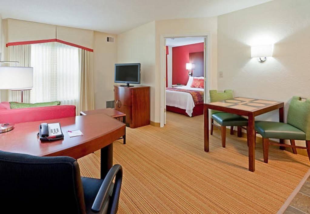 Residence Inn Boston Dedham Buitenkant foto